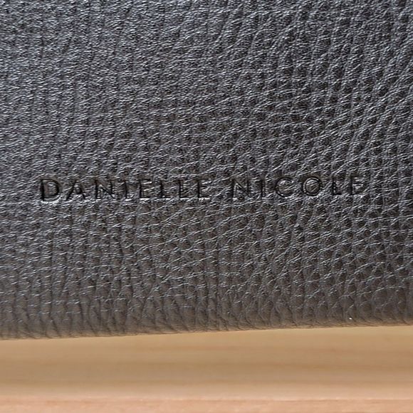 Danielle Nicole / Harry Potter Clutch w/ Chain Strap - Picture 5 of 8